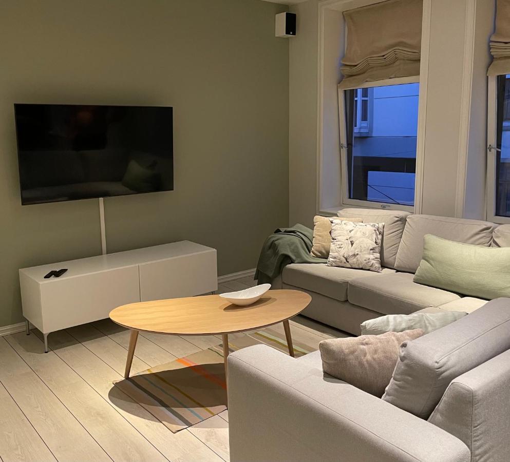 City Center Apartment Ålesund Buitenkant foto